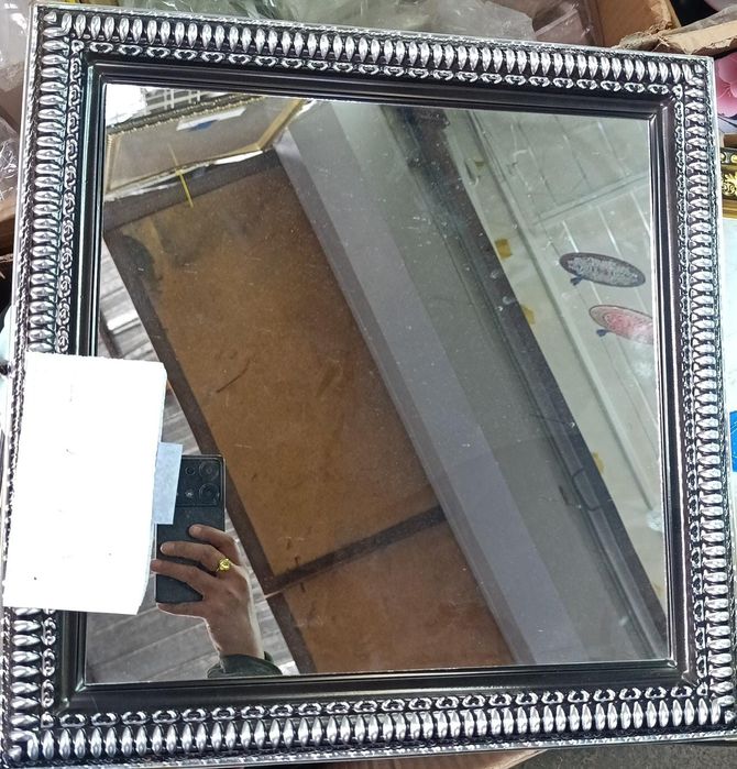 Зеркало настенное