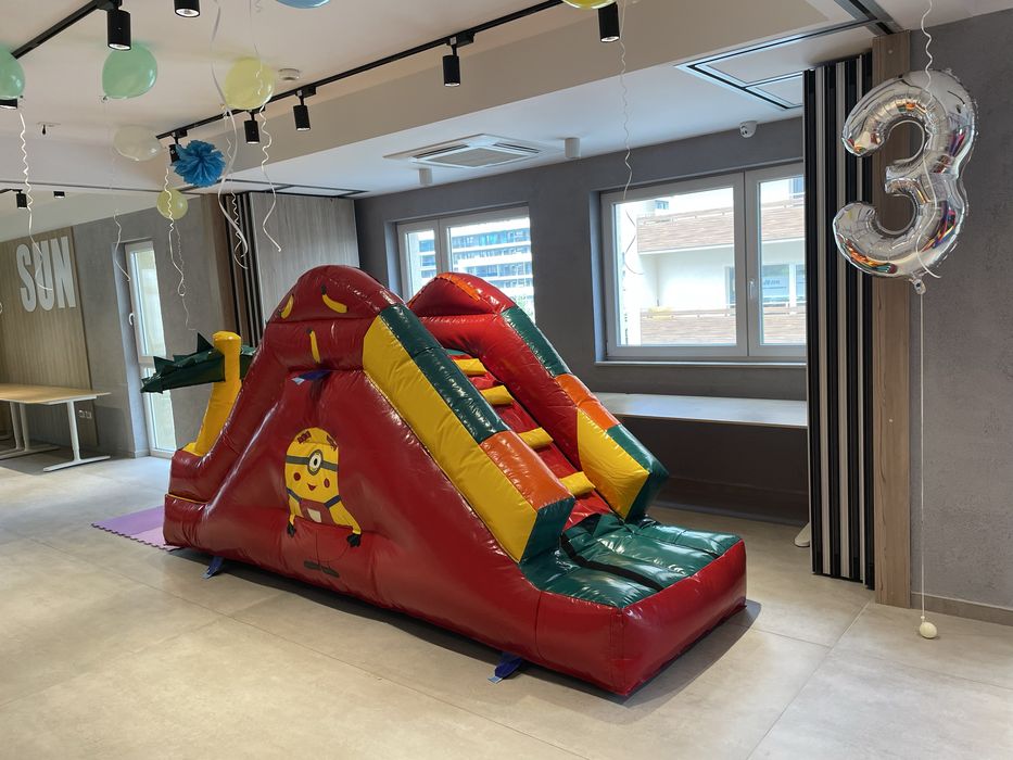 Cununie, Botez, Nunta - Joy Academy ofera locuri de joaca gonflabile