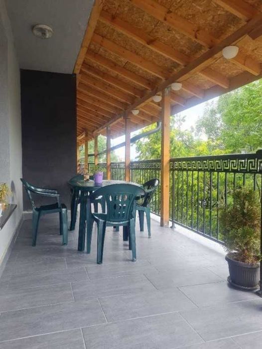 Тристаен ап. под наем в кв. Надежда 2