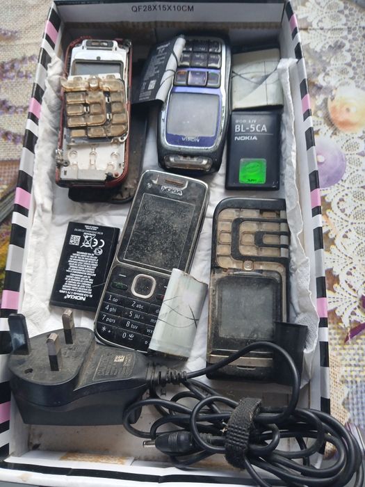 Telefoane vechi de colectie