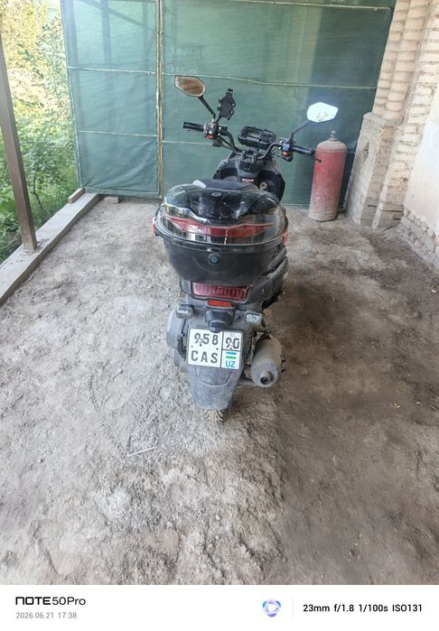 Tank skuter  sotiladi