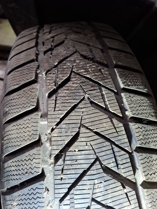 Anvelope vredestein 225 55 r19