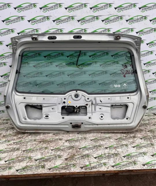 Hayon / Haion cu luneta Renault Clio 2000 1.4 MT (75 hp)