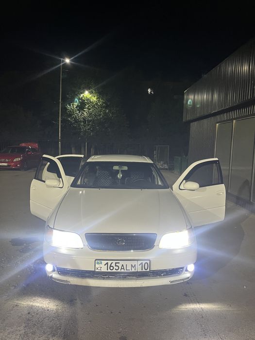 Продам Lexus gs300