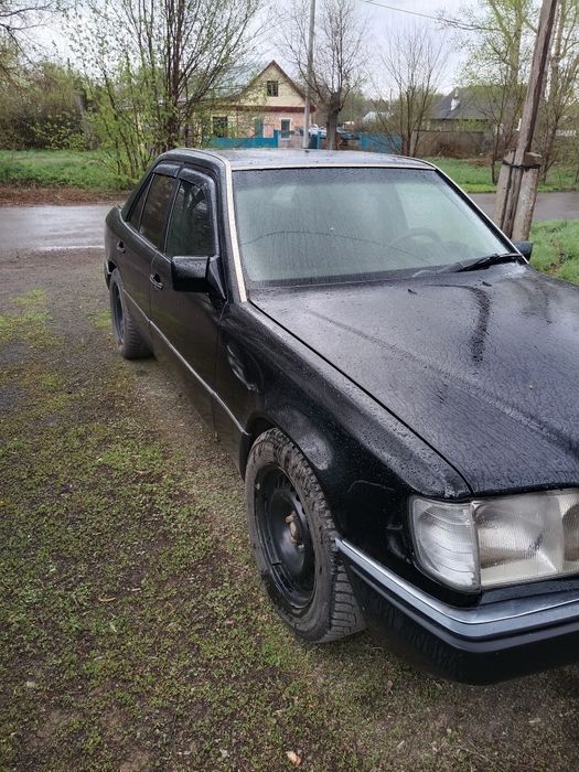 Продам Мерседес 2.2