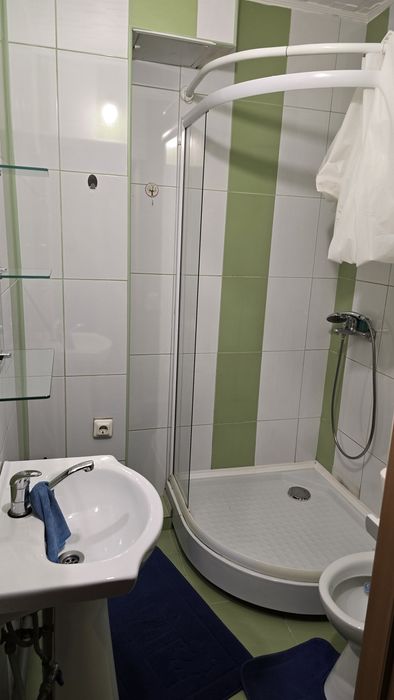 Garsoniera de închiriat