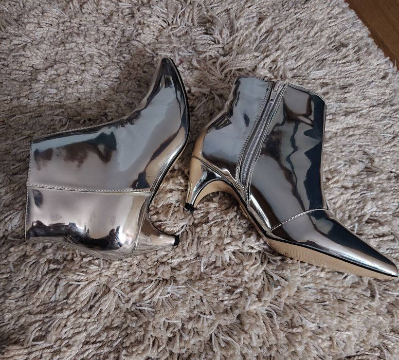 Ghete dama lăcuite 36 argintiu Buffalo