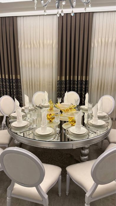 Прокат : стол, стул и посуда