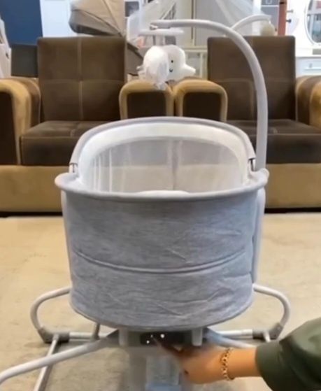 Электронная качеля