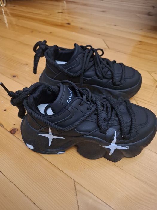 Дамски сникърси Нови