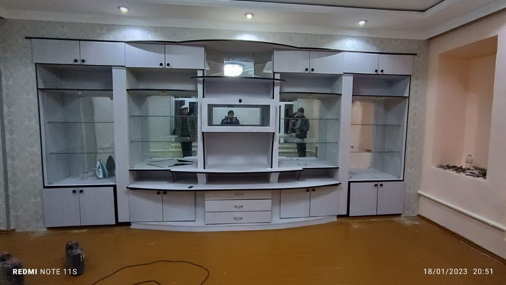 Oshxona va yotoqxona mebellarii