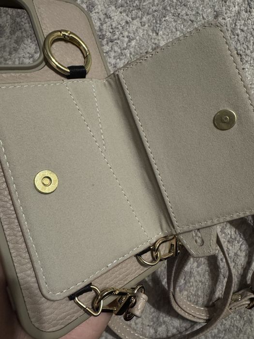 Чехлы на IPhone 13 pro max