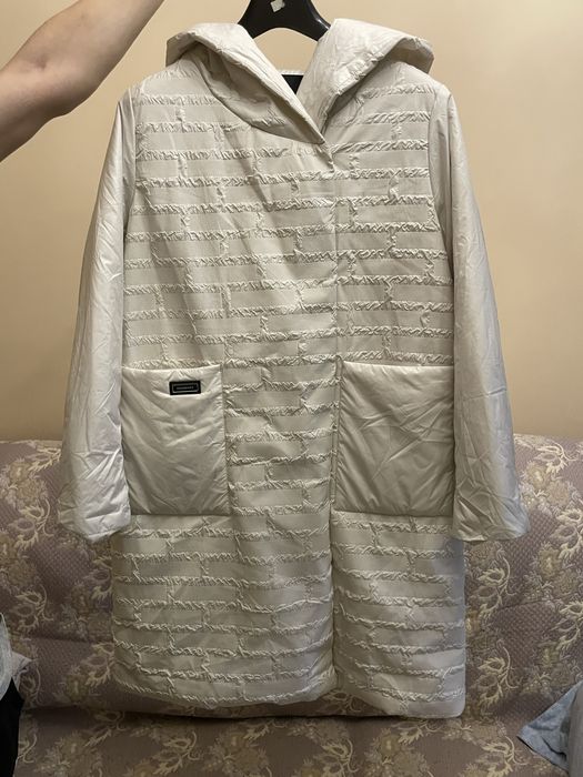 Пальто демисезонное болонь, новое