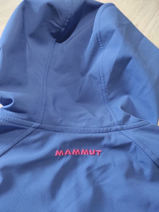 Jacheta dama drumeție Mammut M