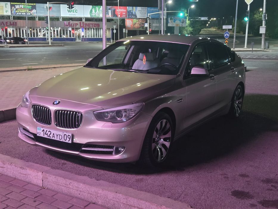BMW 5 GT series 4.4 TWINTURBO