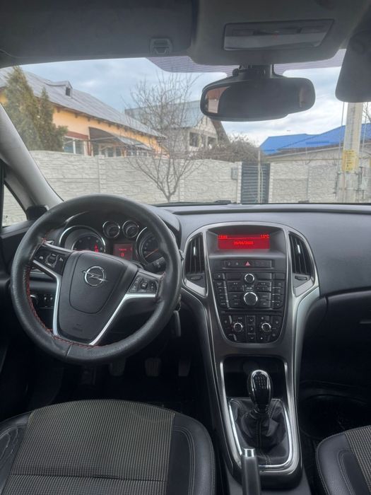 Opel Astra j, 2012, 1.7 diesel