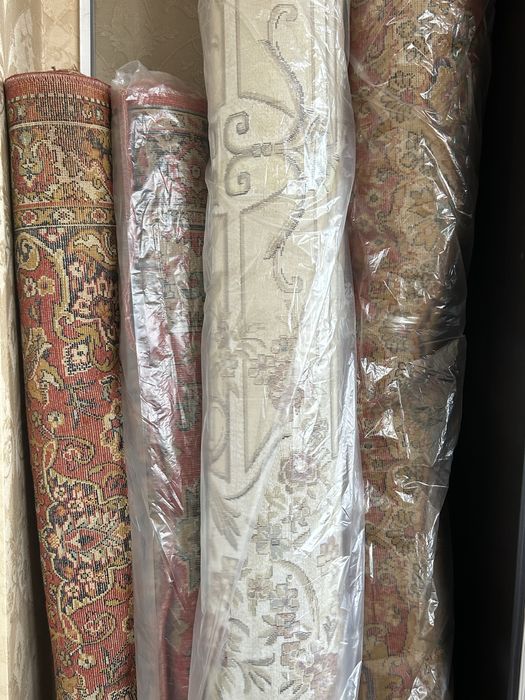 Ковры в хорошем состоянии.