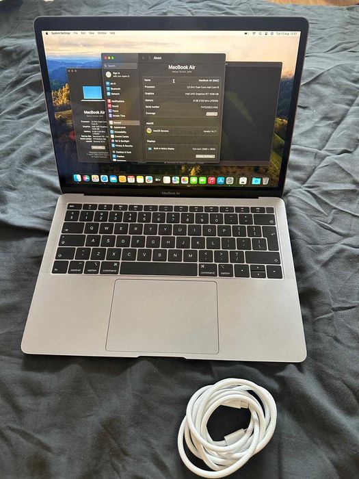 Laptop MacBook Air 2019 retina 13 inch i5  8GB Ram SSD Impecabil