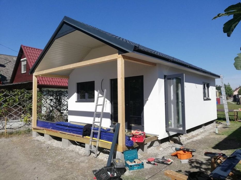 Casa Modulara Patrata 9 x 9m - Design Modern - Panou Sandwich