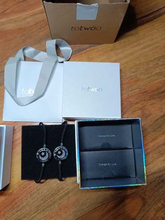 Различни варианти TOTWOO гривни за влюбени - Дизайнерска серия