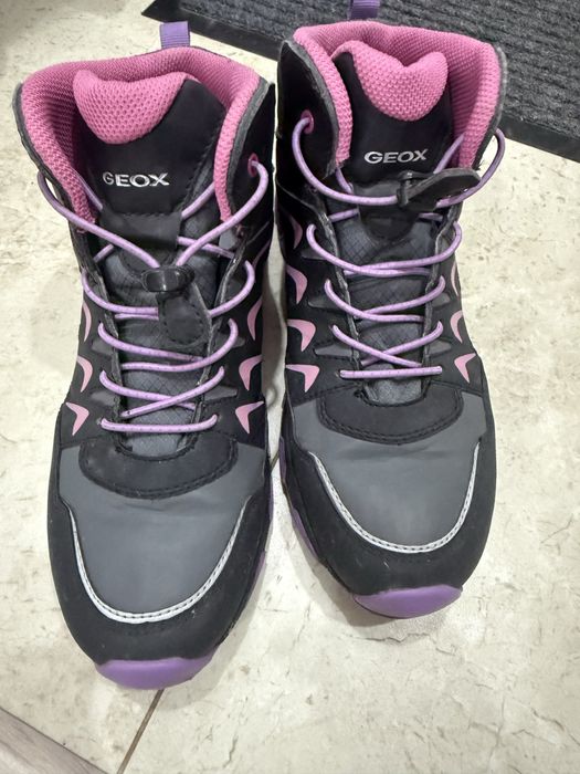 Демисезонные ботинки Geox с мембраной Amphibiox