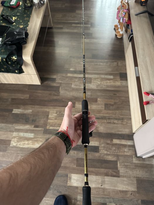 Спининг въдица Invictus +shimano fx 2500