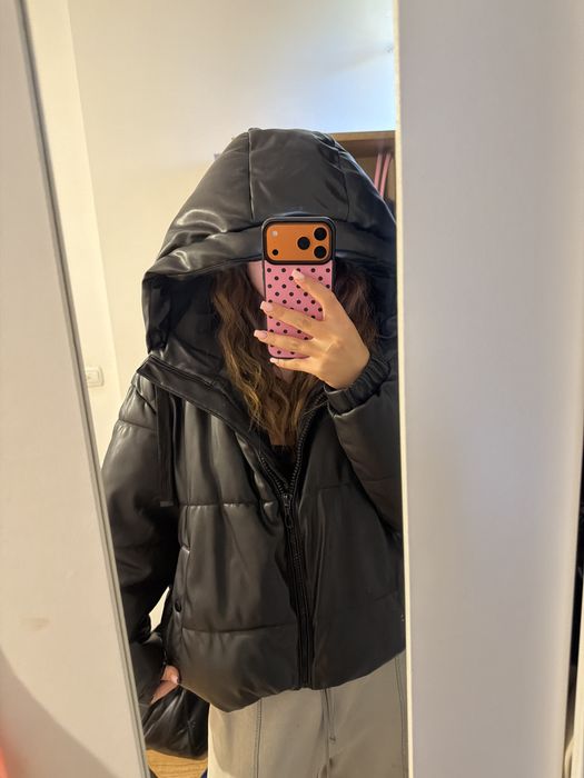 Зимно яке Stradivarius