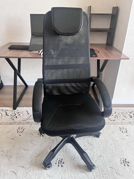 Продам стол и кресло