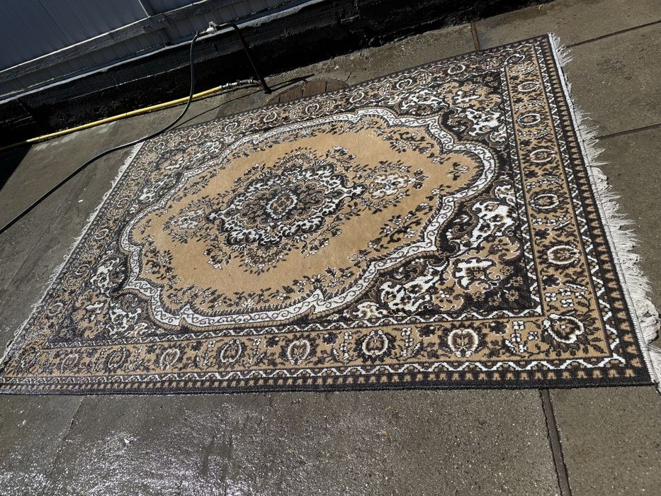 Продам ковер 2/3, чистый