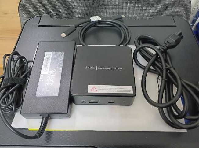 Докинг станция Belkin USB-C Dual Display, цвят: черно