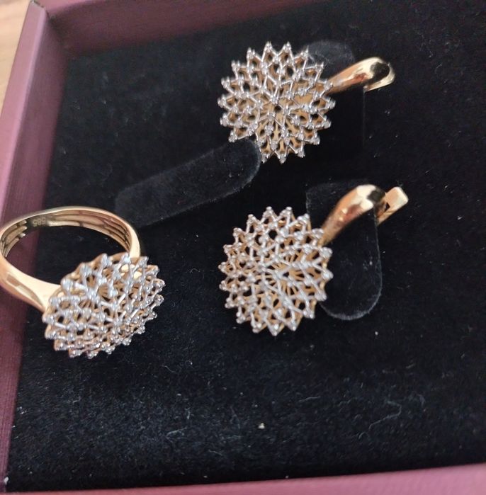 Продается комплект