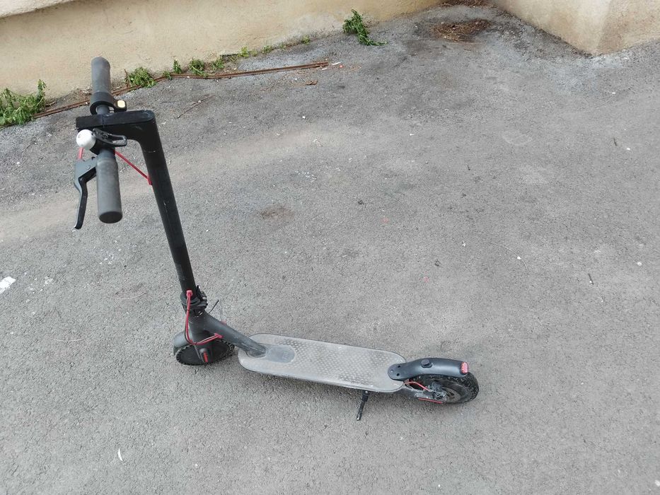Trotineta electrica Xiaomi Pro2 si M365