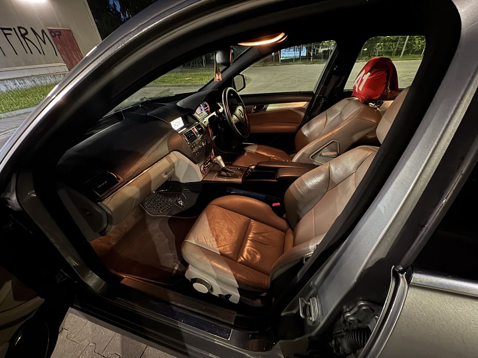 Mercedes w204 amg edition 2008г. C220
