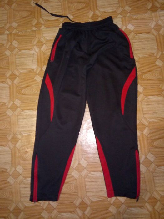 Продам футболки на мальчика.