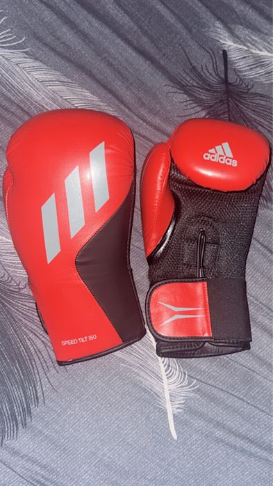 Vand manusi,tibiere kickbox