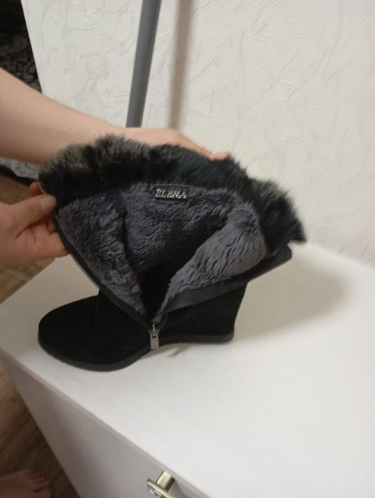 Продам женскую обувь