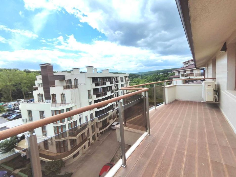 Продава се Тристаен апартамент в с. Шкорпиловци, Област Варна - 212 кв.м за 479 €/кв.м - Снимка #5