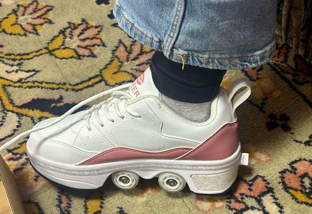 Adidași cu două rânduri de role