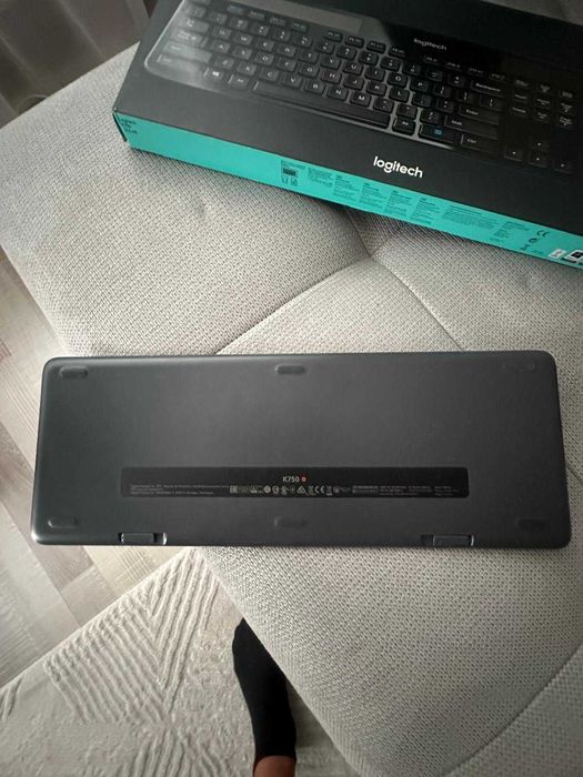 Kit Profesional Logitech Mouse M510 + Tastatura Solara K750 stare ok!