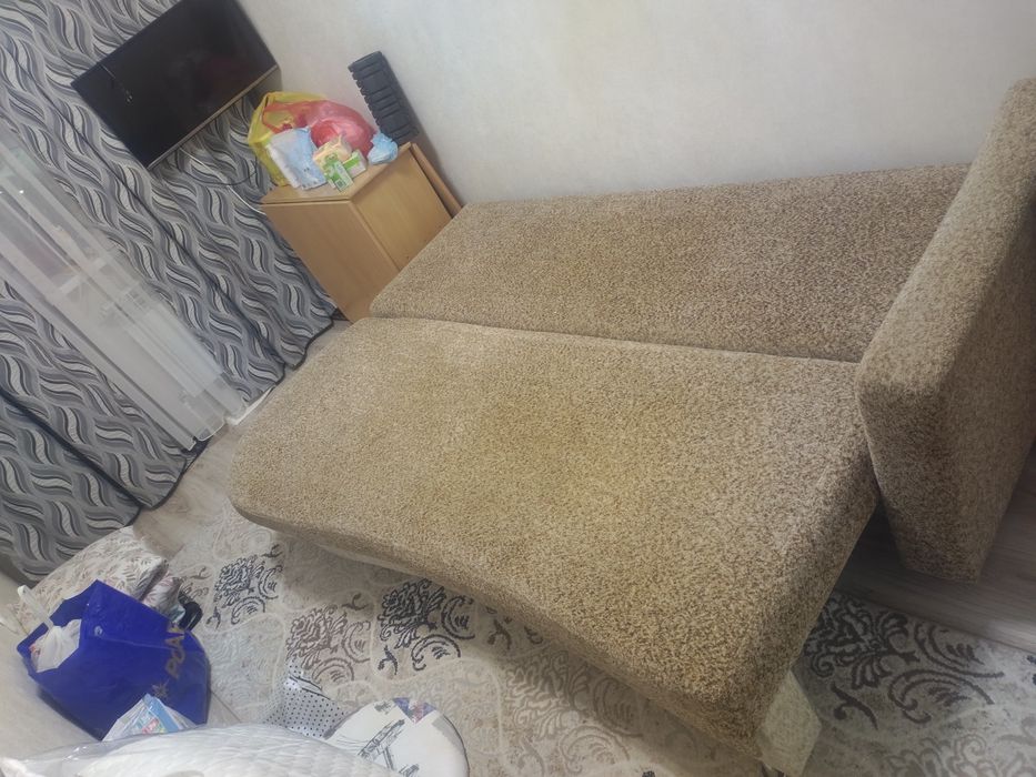 Продам диван выкатной