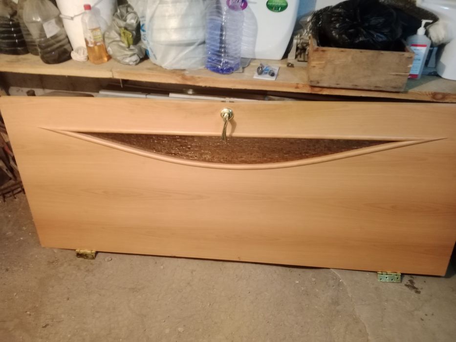 Продам б/у двери