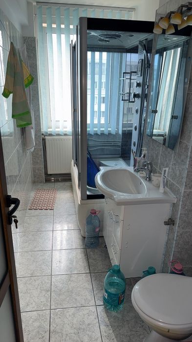 De Vanzare apartament