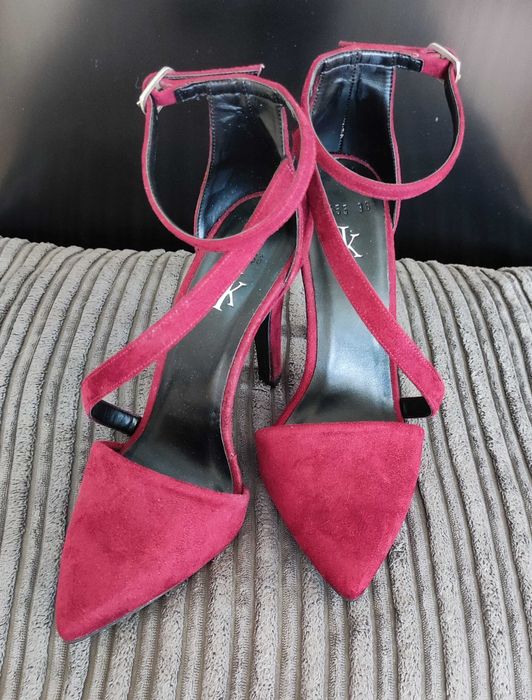 Нови официални дамски обувки 36 номер