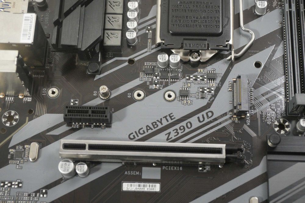 дъно дънна платка Gigabyte Z390 UD/ LGA 1151 v2 /вкл. ДДС
