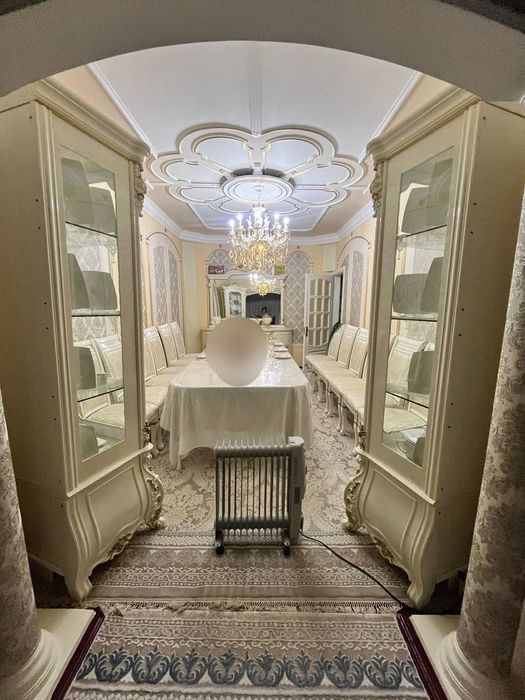 4/4/9. Сергели 6. (Дехкан-базар). Квартира 96 м². Метро - 800 м..