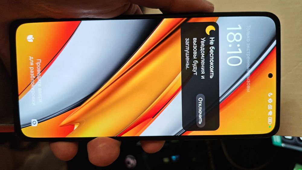 Продам смартфон Xiaomi POCO F3