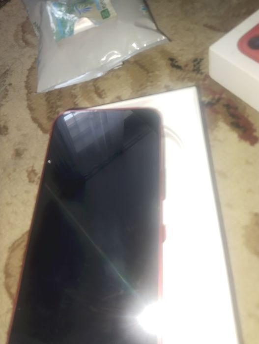 Продам iPhone 13