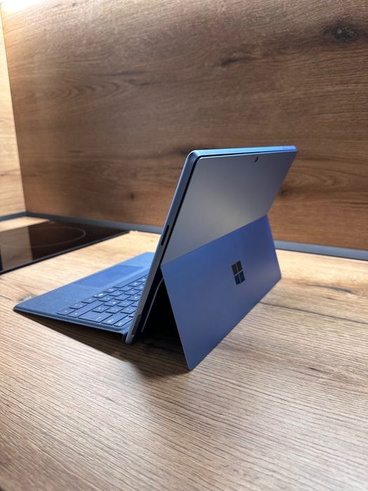 Microsoft Surface 11 Pro Copilot+ PC 13” OLED SnapdragonX Elite 12Core