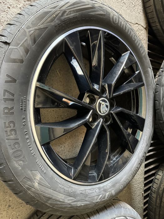 Jante Originale Skoda Scala Fabia R17 echipate vara noi 5x100