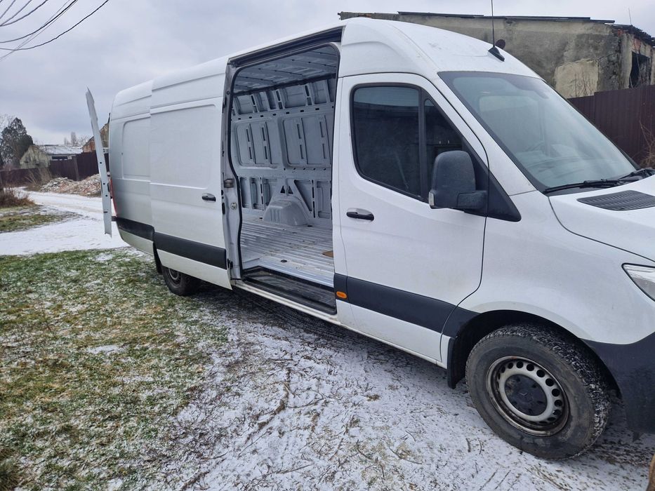 Oferim servicii de Transport marfa si mutări